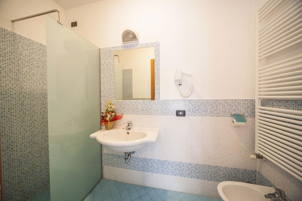 Hotel Marilonda ริมินี ภายนอก รูปภาพ